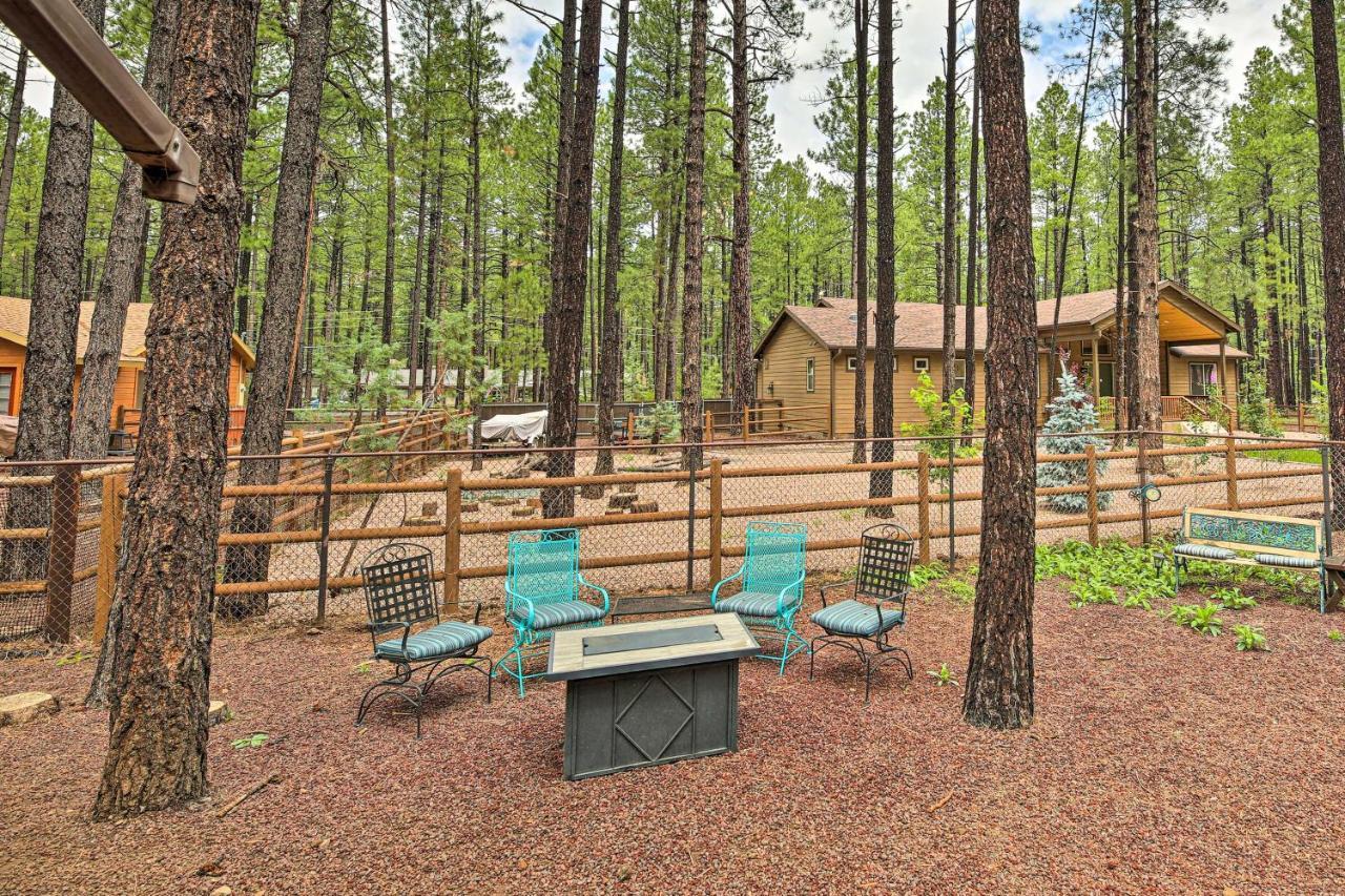 A-Frame Pinetop Lakeside Cabin Under The Pines! Villa Bagian luar foto